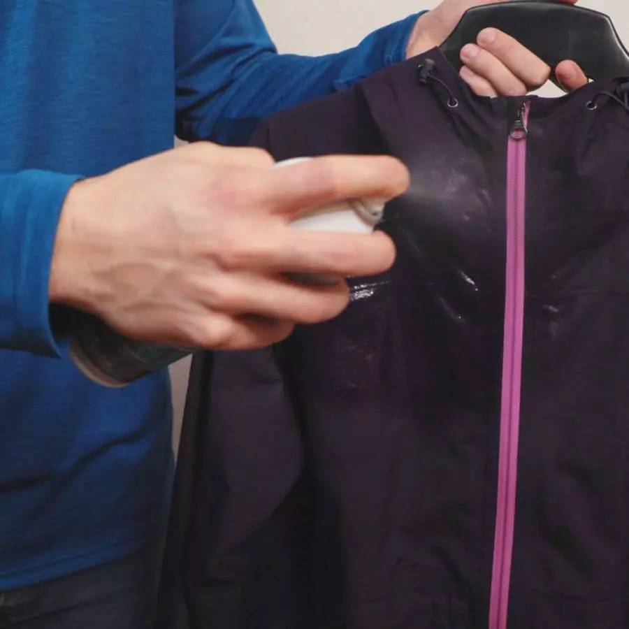 Gear Aid REVIVEX Durable Water Repellent 500ml Pump Spray 2 Gear Aid REVIVEX Durable Water Repellent 500ml Pump Spray - Afbeelding 2