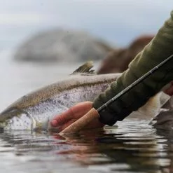 Sage R8 Core Fly Rods -Hengels Winkel Sage R8 Core Fly Rods 03 1600 XX r8 core product lifestyle imagery 5 of 8 2