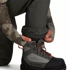 Simms Kid's Tributary Stockingfoot Basalt -Hengels Winkel Simms Kids Tributary Stockingfoot Basalt 13617 1034 XXX dealerweb cms ad9b9472 da2b 4150 82b2 3b81cddf1250