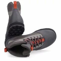 Simms Tributary Boot - Rubber Basalt -Hengels Winkel Simms Tributary Boot Rubber Basalt 13271 1034 XXX dealerweb cms 7f71c066 3355 478a 8016 03b0494556d3
